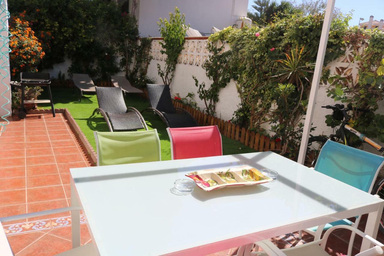 Adosado Puerto Marina Ferienhaus *